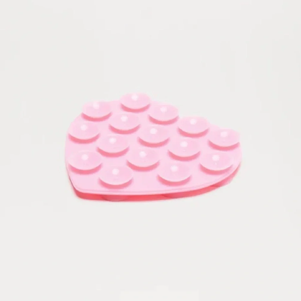 Fashion Nova “Hard Not To Love” Phone Gripper – Pink Heart Suction Cup Mount